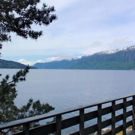 Eiknes By Interhome *